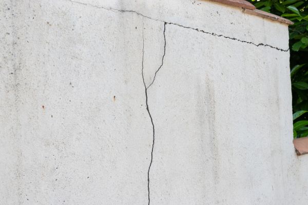 Foundation Crack Patching in Cheyenne
